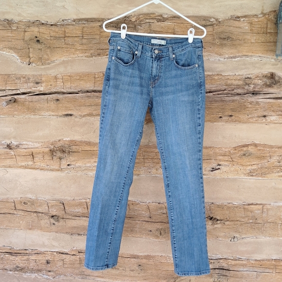 Levi's Denim - Levi's 505 Straight Leg Medium Wash Jeans Size 6L